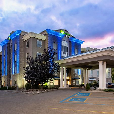 Holiday Inn Express Hotel & Suites Saskatoon By Ihg מראה חיצוני תמונה