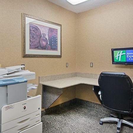 Holiday Inn Express Hotel & Suites Saskatoon By Ihg מראה חיצוני תמונה