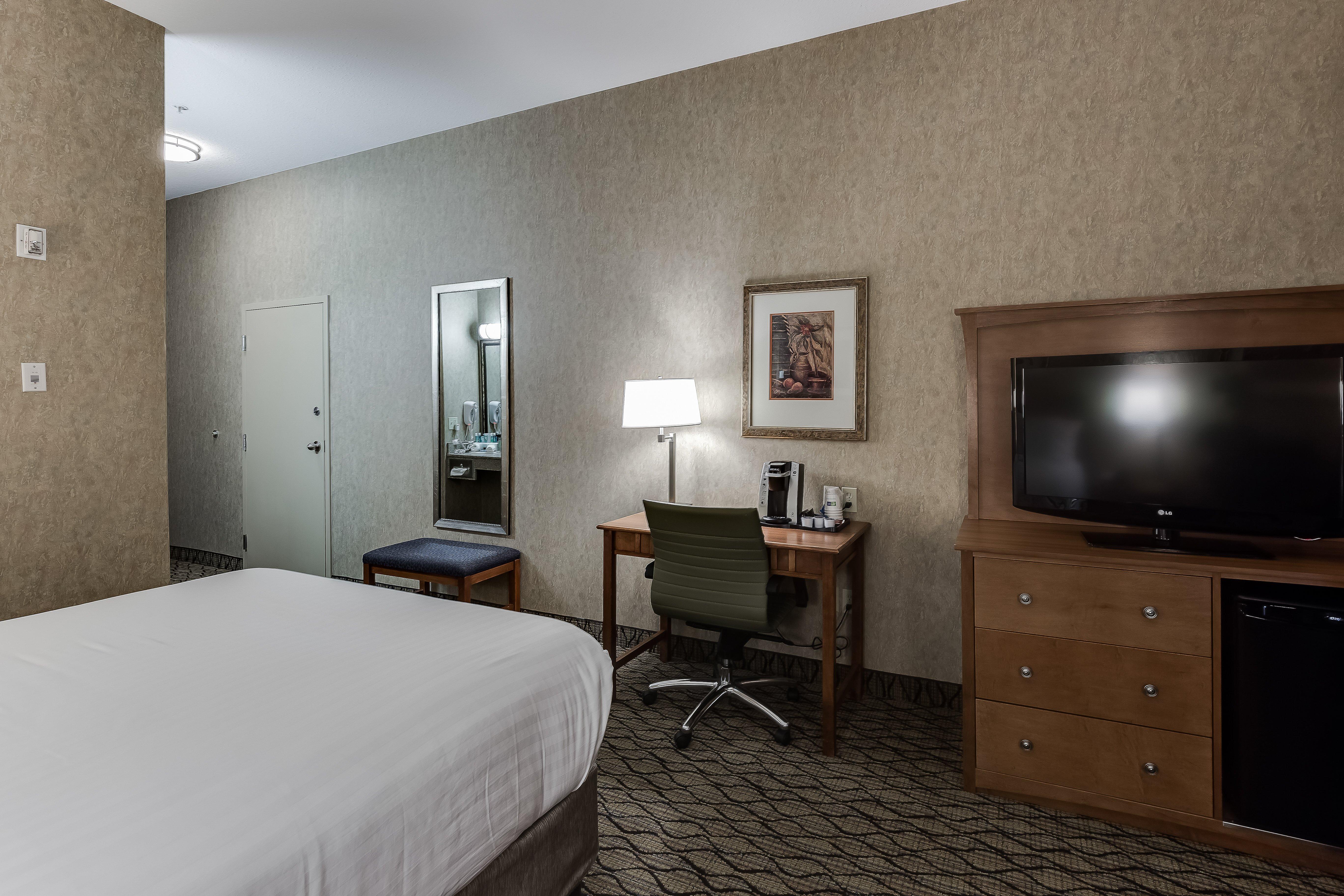 Holiday Inn Express Hotel & Suites Saskatoon By Ihg מראה חיצוני תמונה