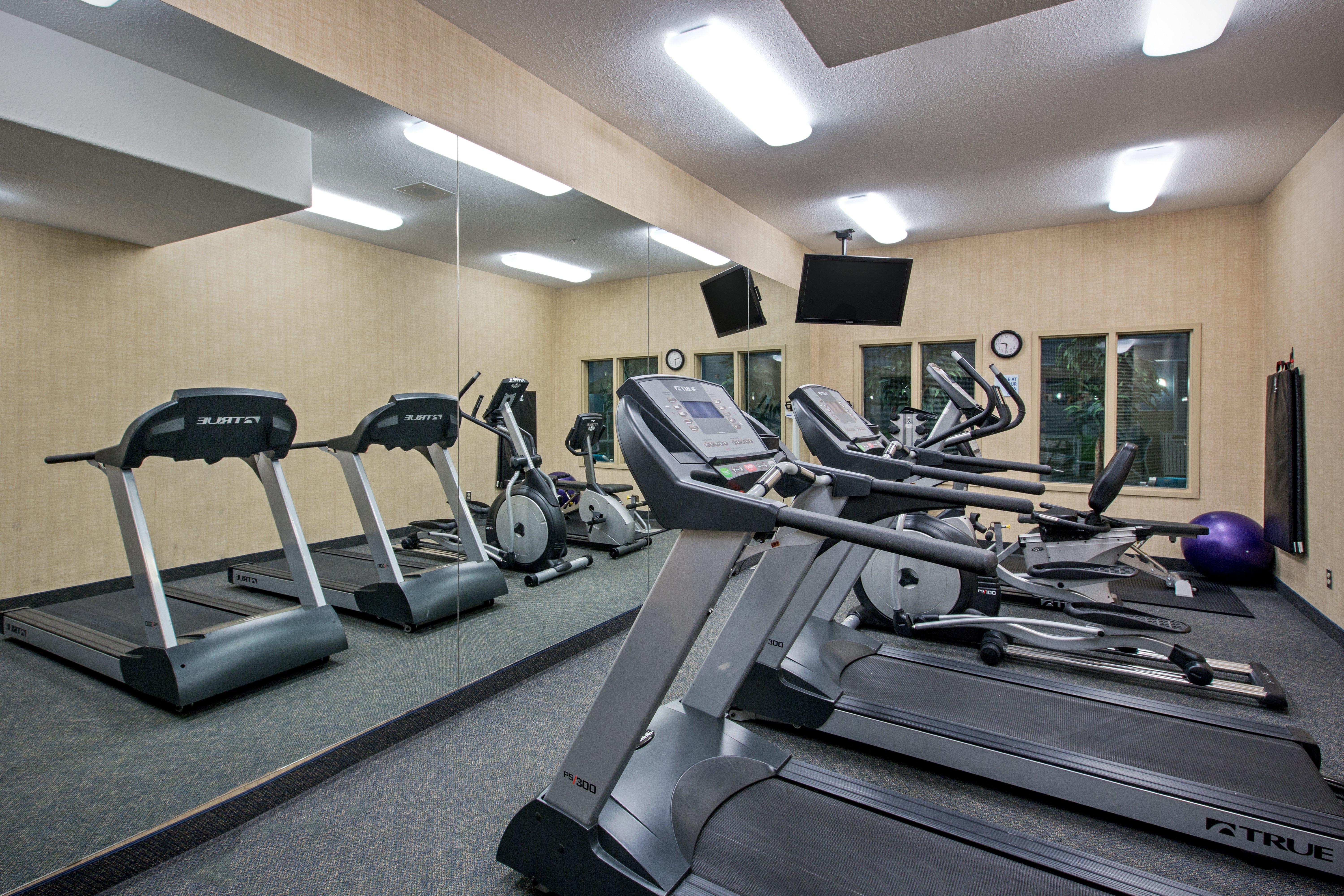 Holiday Inn Express Hotel & Suites Saskatoon By Ihg מראה חיצוני תמונה