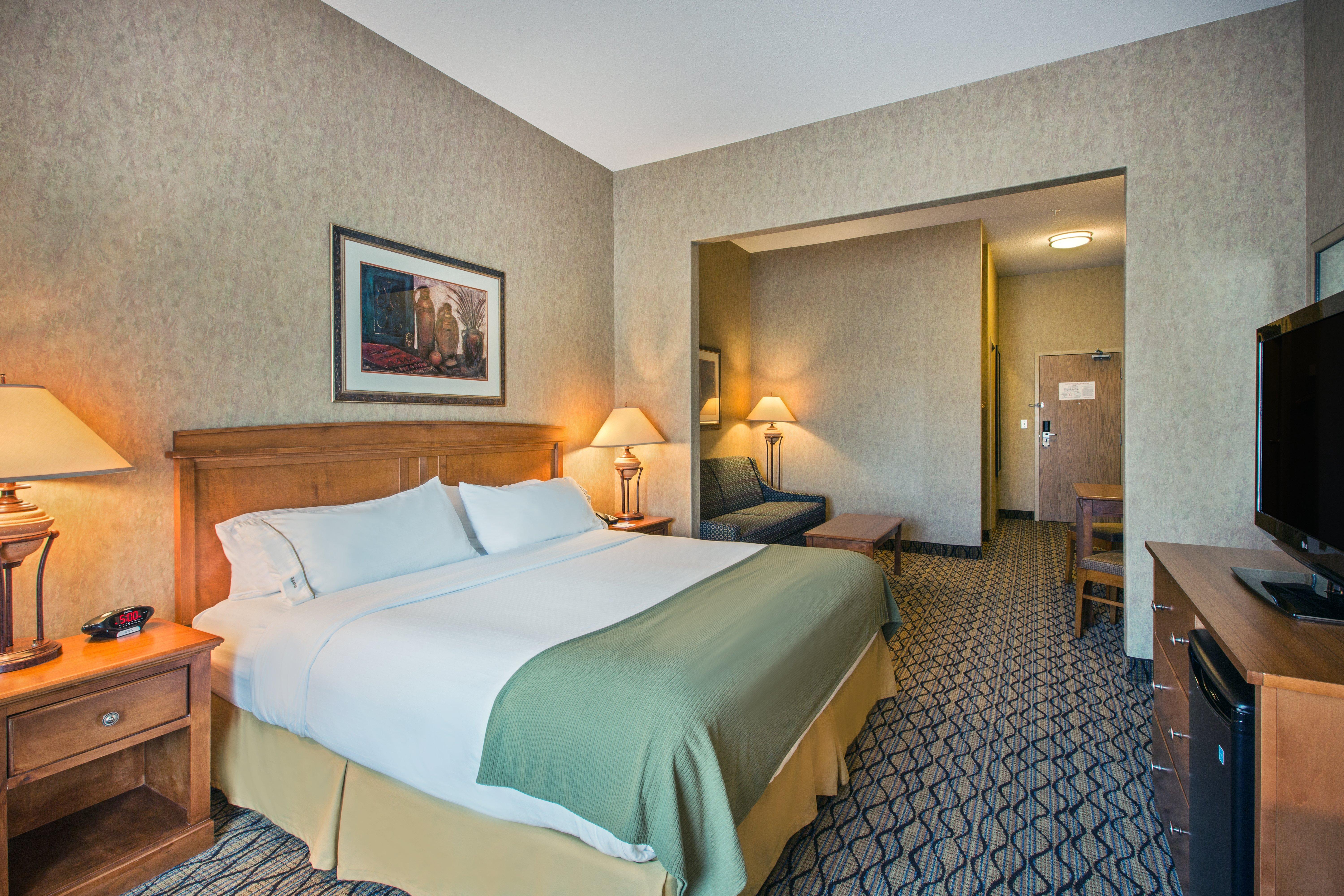 Holiday Inn Express Hotel & Suites Saskatoon By Ihg מראה חיצוני תמונה