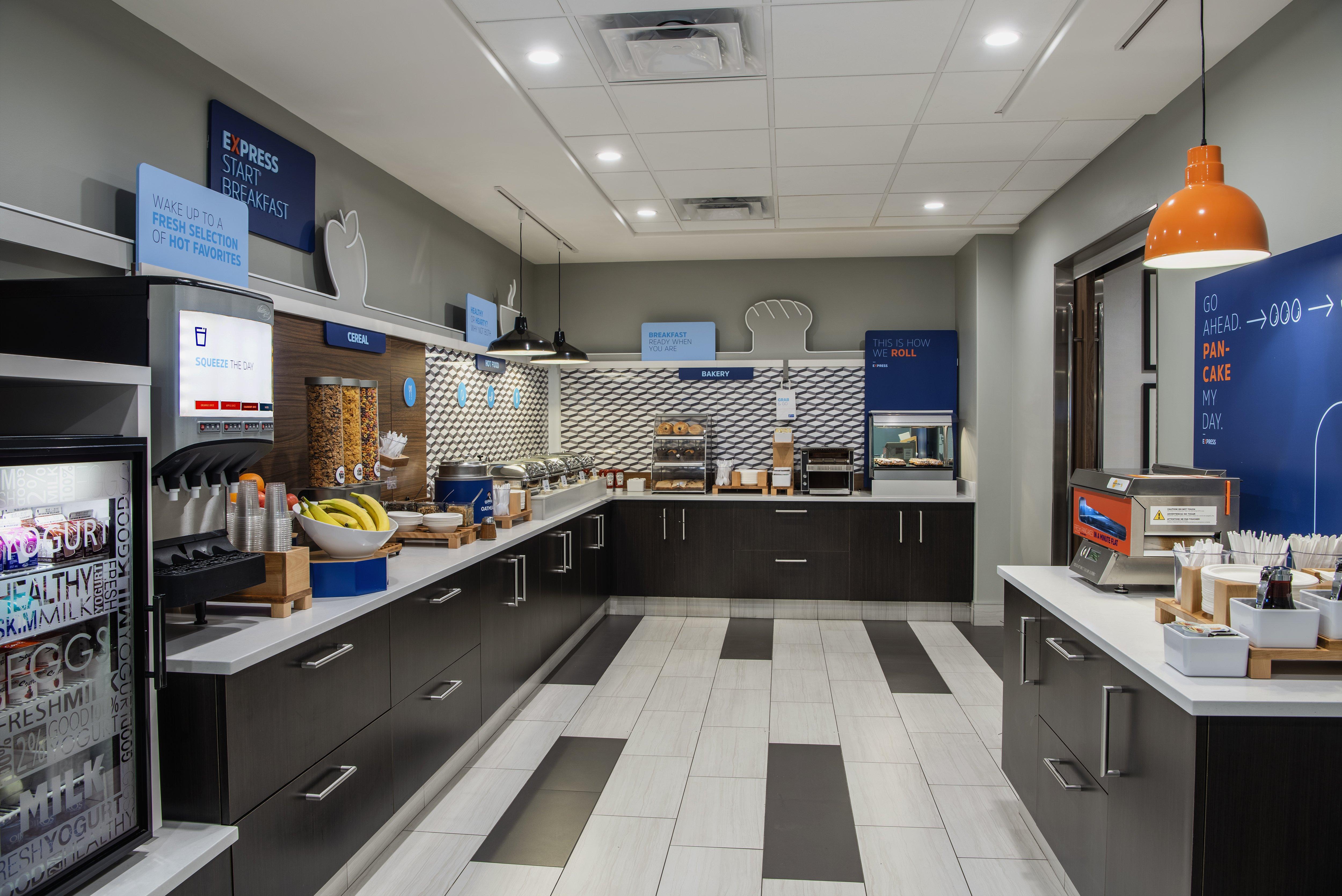 Holiday Inn Express Hotel & Suites Saskatoon By Ihg מראה חיצוני תמונה